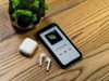 Apple AirPods: почему стоит купить оригинальные наушники