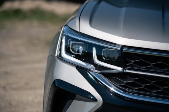 Близнец Skoda Karoq с берегов Волги — все о новом Volkswagen Taos