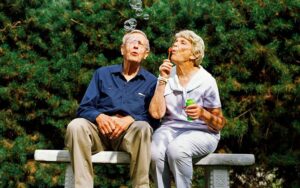 Пансионат для пожилых: как проводят время посетители пансионата