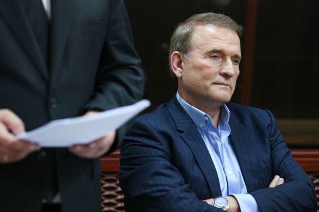 «Хотят иметь дело только с кумом Путина», — РФ поставила Украине ультиматум в ТКГ