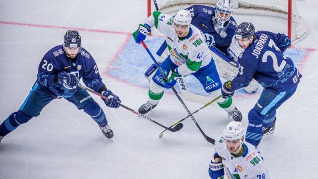 «Салават Юлаев» уступил «Сибири» в овертайме