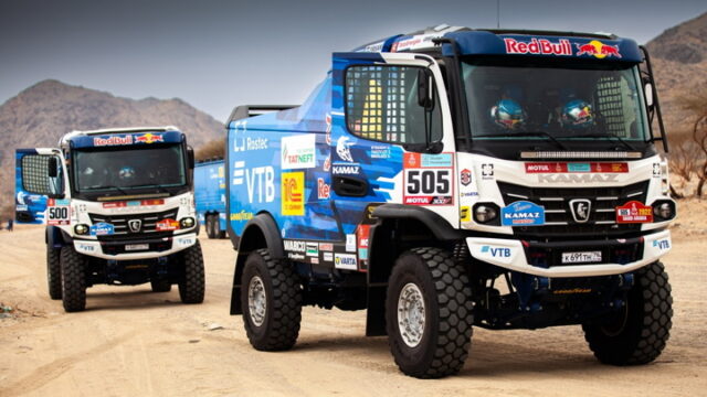 Экипаж «КАМАЗ-мастер» Николаева выиграл пролог «Дакара»