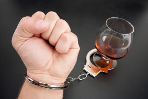 Алкогольная зависимость: методы избавления от алкоголизма и их особенности