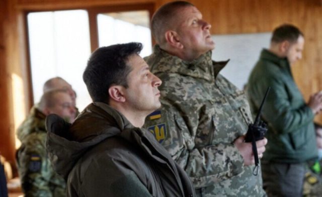 Комментарии о «конфликте» Зеленского и Залужного оплачивались из Кремля — WP