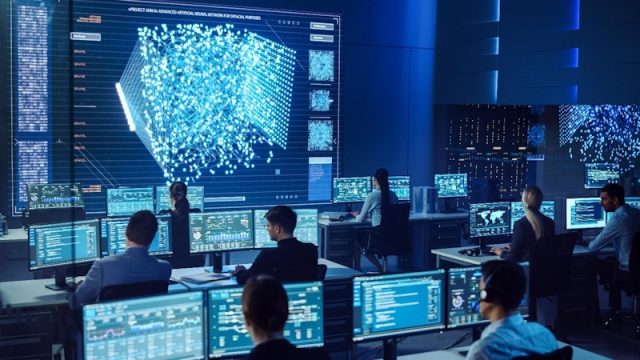 Санкции против Intellexa: США бьют по шпионской сети