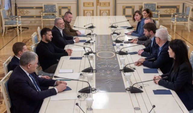 Зеленский на фоне выпадов со стороны Фицо принял в Киеве оппозицию Словакии