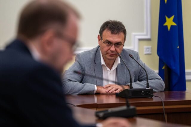 Гетманцев о возможном саммите с РФ: Украина приближается к миру, но нас ждут тяжелые компромиссы