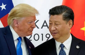 Лунная ракета NASA Artemis возвращается на стартовую площадку