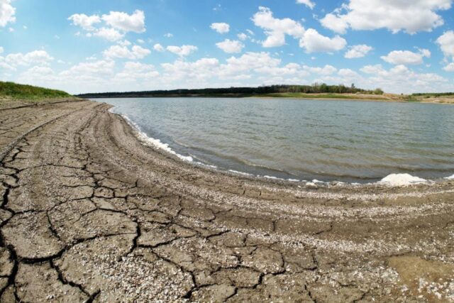 Три недели без воды: в еще одном оккупированном городе жители жалуются на бездействие «властей»