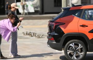 Аренда автомобилей приносит на 26% больше дохода, чем сдача квартир — Российская газета