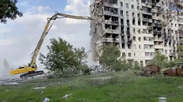 «Много ли стран занимаются подобным мародерством?» – РФ отбирает жилье на оккупированных территория, местные в ужасе