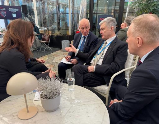 Порошенко предупредил об опасности референдума: это российский сценарий, помните, Путин – офицер КГБ